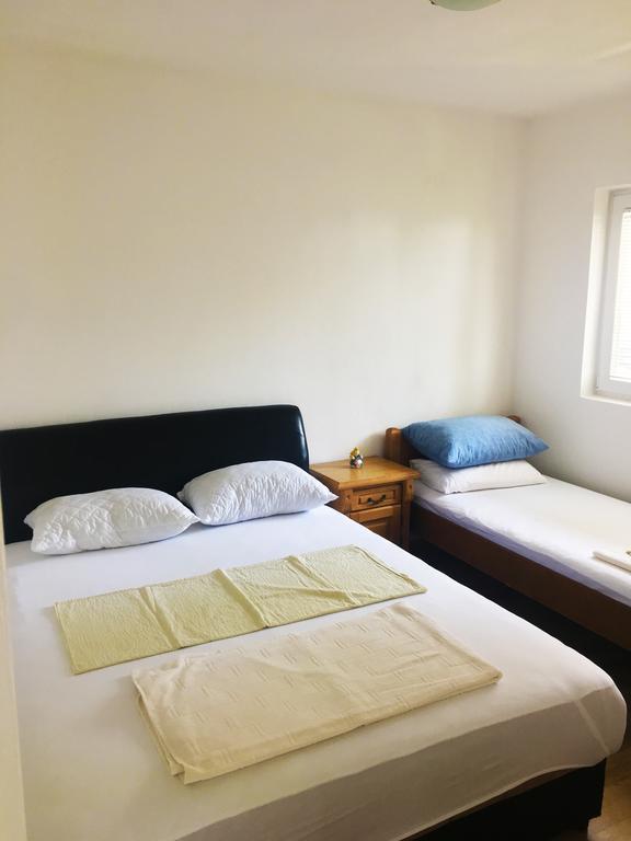 Milmaris Apartments Tivat Zewnętrze zdjęcie
