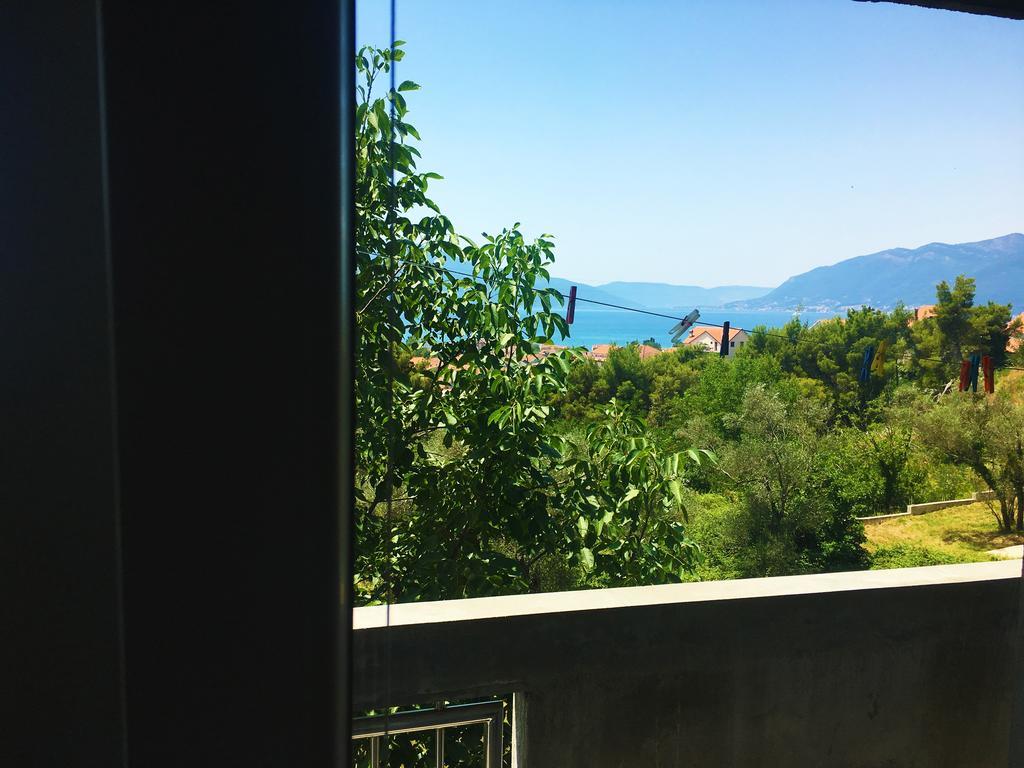 Milmaris Apartments Tivat Zewnętrze zdjęcie