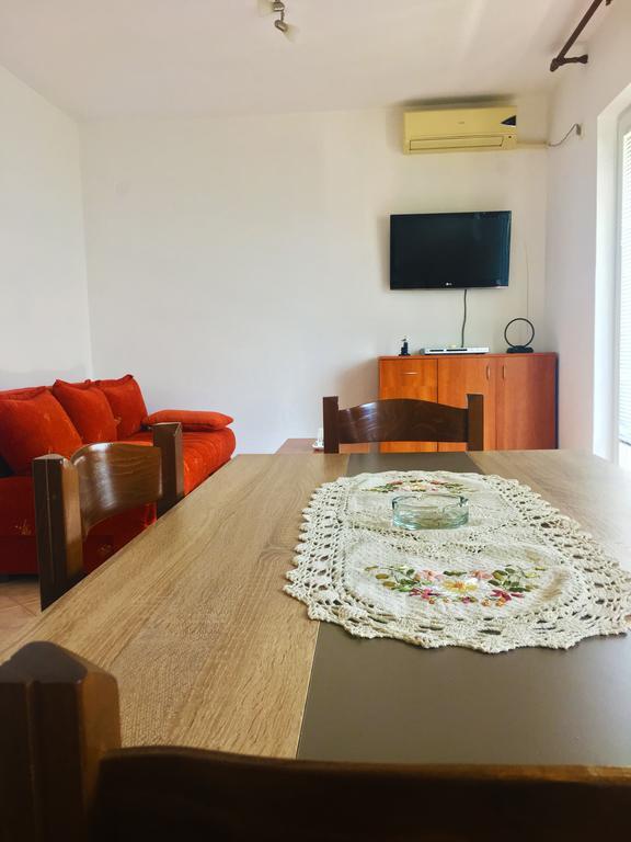 Milmaris Apartments Tivat Zewnętrze zdjęcie